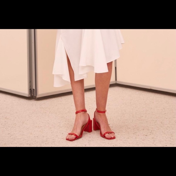 Red Jaggar Square Block Heels - Picture 4 of 4